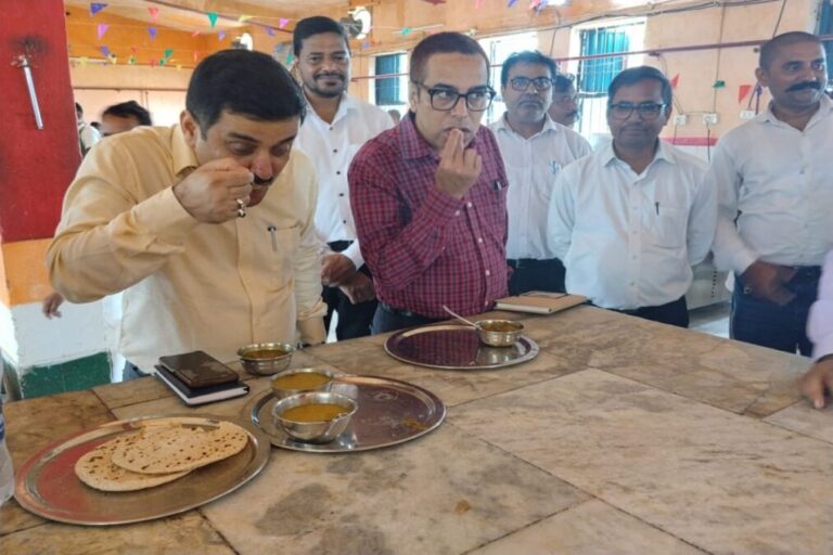 जेल अदालत में 4 बंदियों को मिला लाभ, होटवार जेल में भोजन की गुणवत्ता की हुई जांच