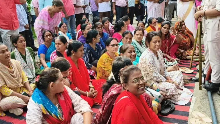 बोकारो में BSL के ED आवास का घेराव, दो लेयर में सुरक्षा बढ़ाई गई; सेक्टर-12 के मकानों को लेकर विवाद