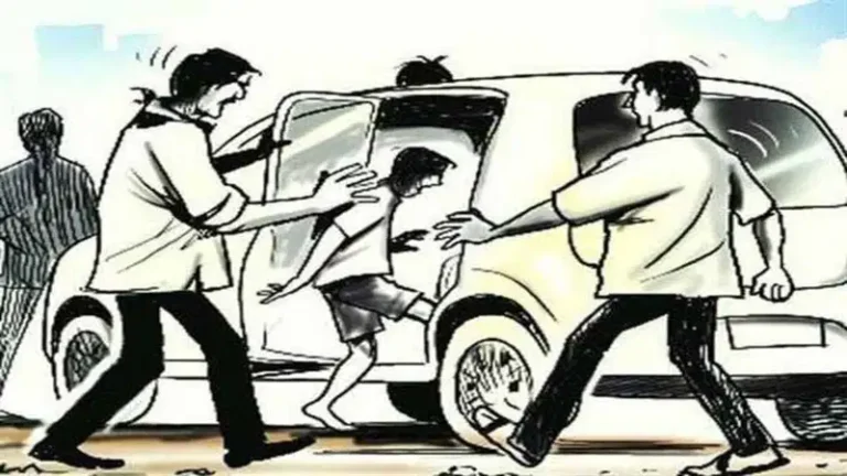 रांची में अखबार विक्रेता को कार में बैठाकर ले गए, पैसे-मोबाइल लूटकर डंपिंग यार्ड के पास छोड़ा