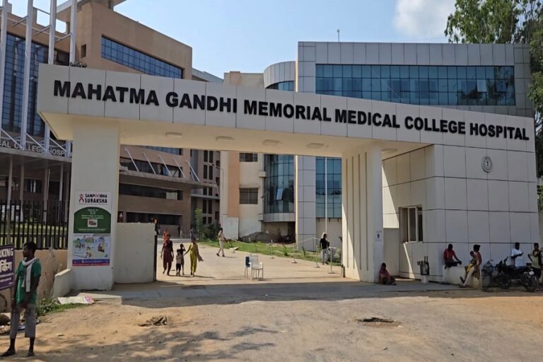 जमशेदपुर के MGM अस्पताल में ब्रेन मलेरिया से 7 दिन में 4 बच्चों की मौत