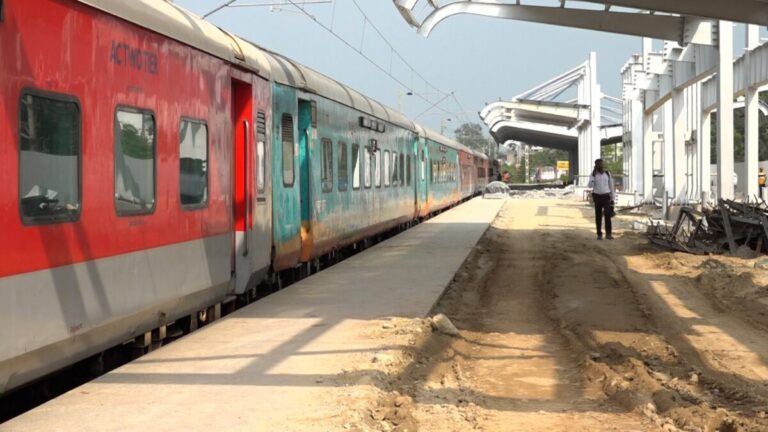 Ranchi Railway Station: प्लेटफॉर्म-6 पर 10 अक्टूबर को ट्रायल रन, 12 अक्टूबर से शुरू होगा टिकट काउंटर