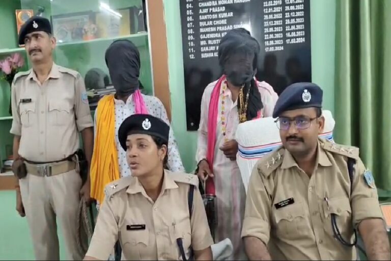बोकारो में साधु बनकर पहुंचे ठग, चमत्कार का झांसा देकर सोने के गहने ठगे; दो सगे भाई गिरफ्तार