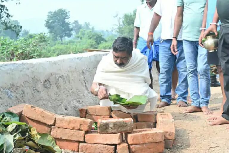 हेमंत सोरेन की मां रूपी सोरेन का दशकर्म आज, नेमरा में 10 हजार से अधिक जवान तैनात