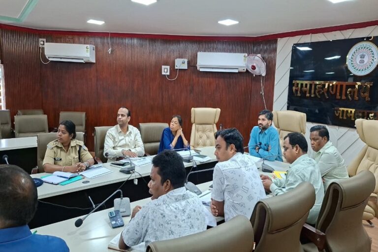 अब घर बैठे ऑनलाइन कर सकेंगे शिकायत, जिला मुख्यालय के चक्कर से मिलेगी राहत