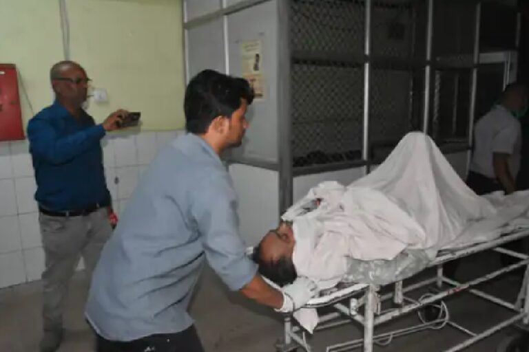 धनबाद : पुलिस मुठभेड़ में घायल शंकर डे से पूछताछ में कई खुलासे, हत्या और लूट के मामलों की जांच तेज
