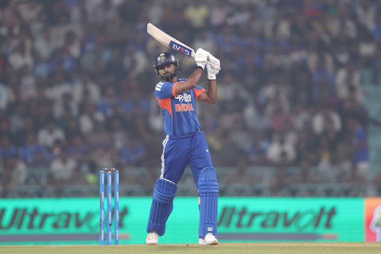 IND vs WI T20: आज रांची पहुंचेगी भारत-वेस्टइंडीज टीम, कल JSCA स्टेडियम में अभ्यास