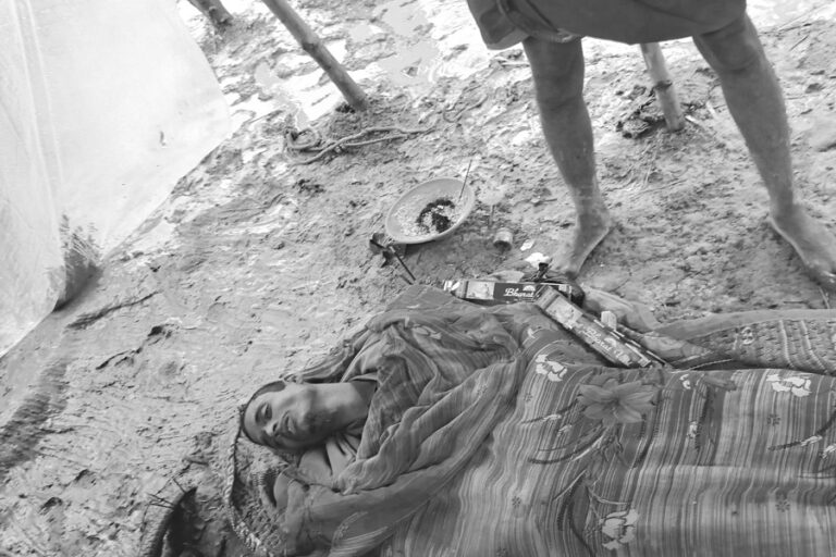 गढ़वा में कीचड़ में फिसलकर बिजली के तार की चपेट में आया युवक, मौत